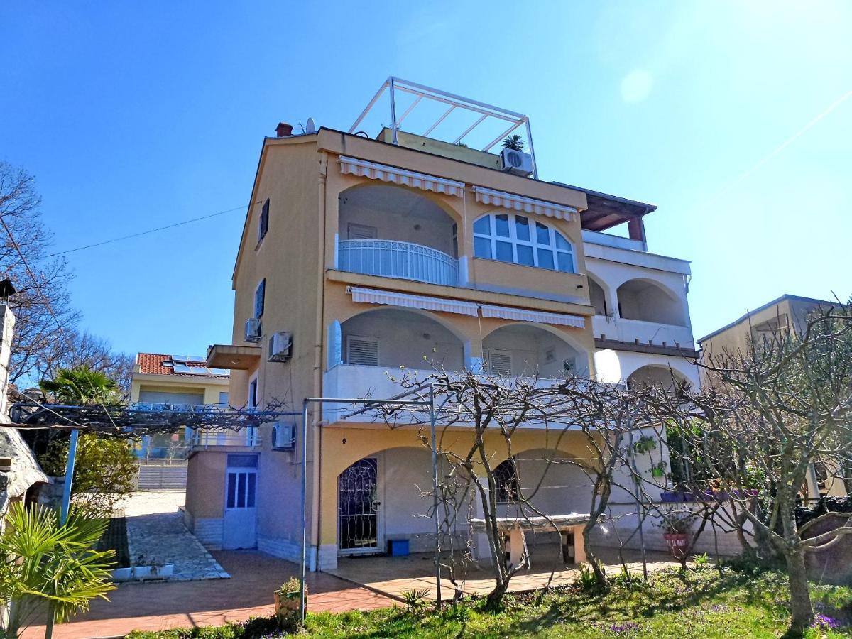Apartment Honor نجيفيش المظهر الخارجي الصورة